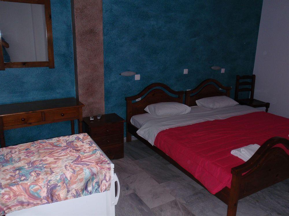 Anna'S Hotel คาร์เทราดอส ภายนอก รูปภาพ