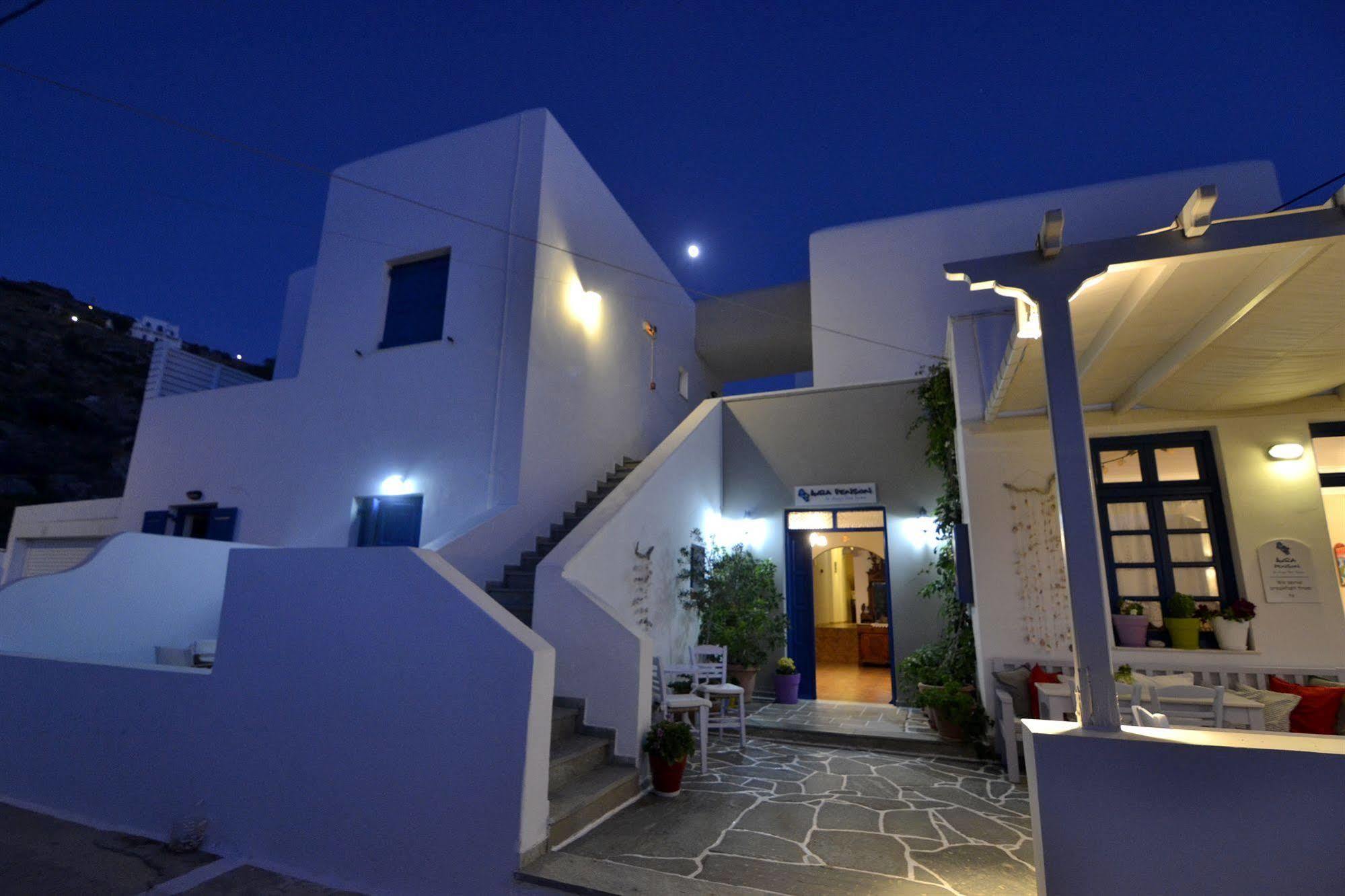 Anna'S Hotel คาร์เทราดอส ภายนอก รูปภาพ