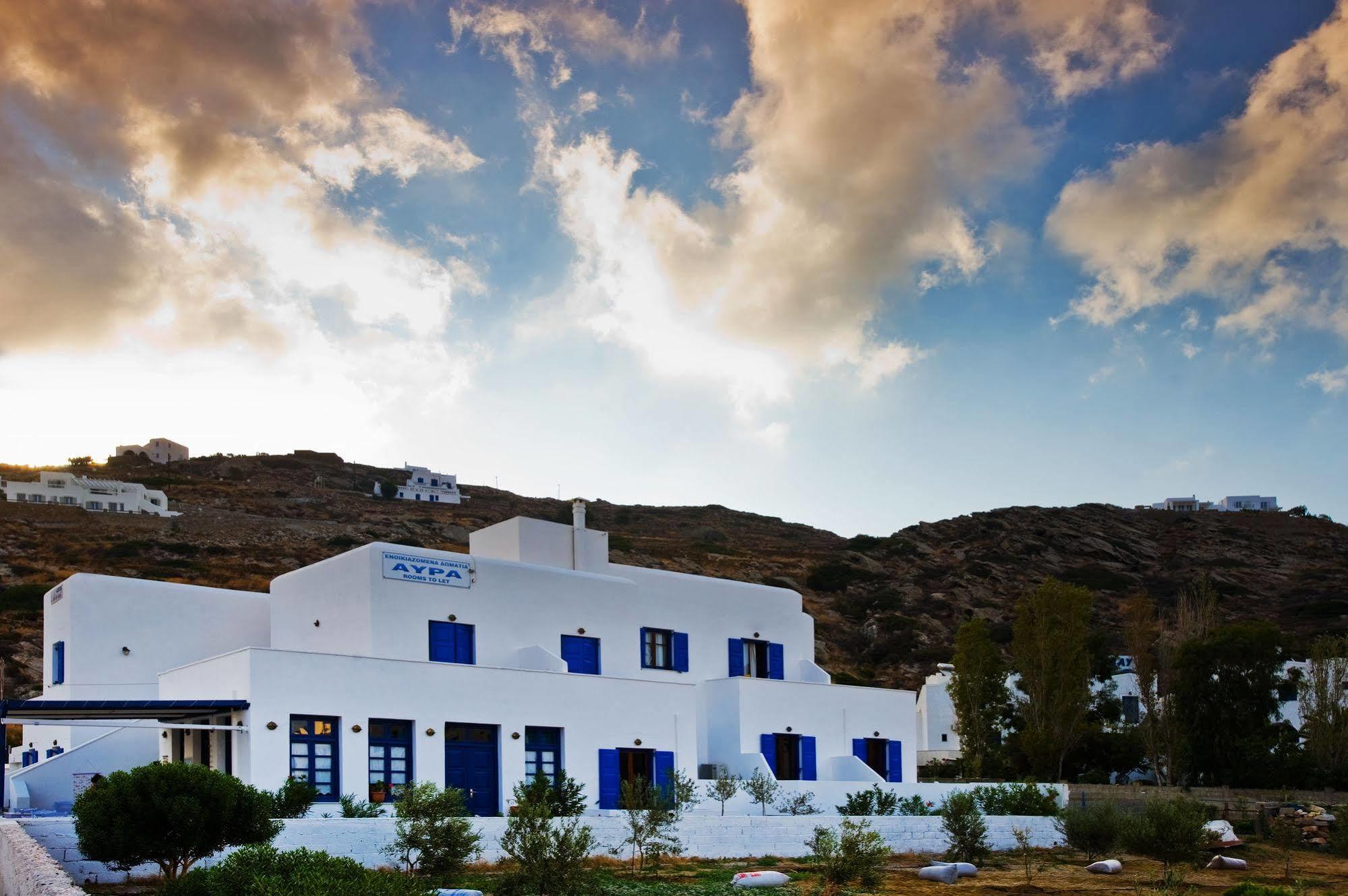 Anna'S Hotel คาร์เทราดอส ภายนอก รูปภาพ